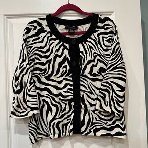 Cable and Gauge Zebra Cardigan. Size missy L.